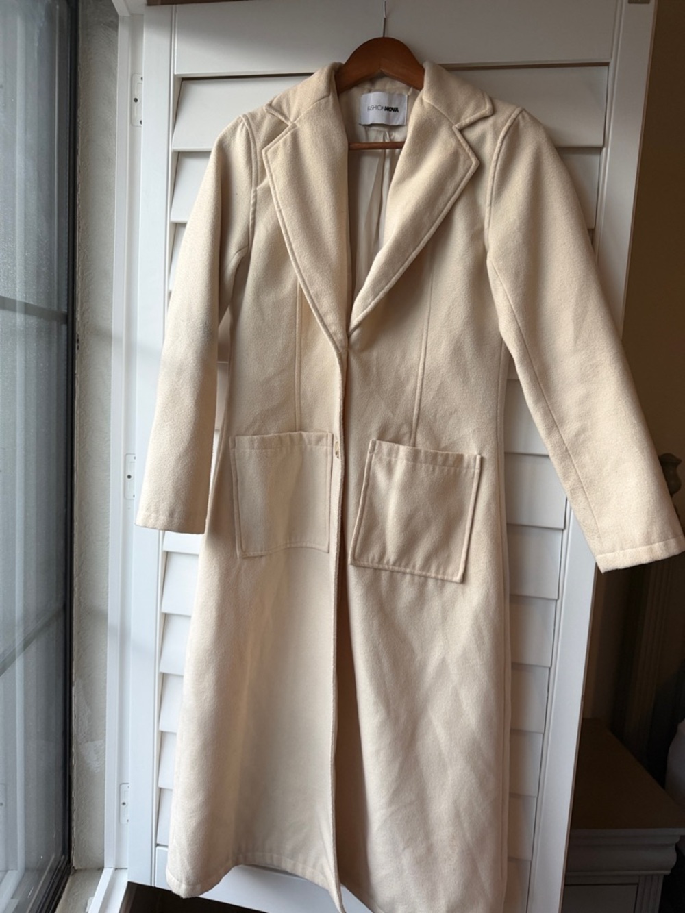 Long Cream Women's Coat - Unknown Brand